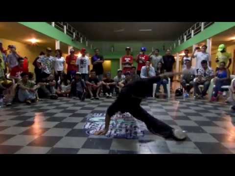 LIGEIRO Nossa Crew  VS PUBER SB Crew (Batalha Do Cincão 2014)
