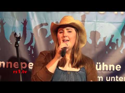 2016-08-30 Interview mit Countrysängerin Avery Jean