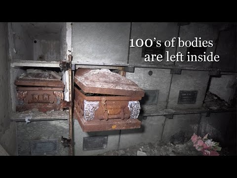 Deserted After Death - Inside a Crumbling Mausoleum