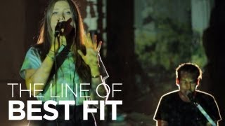 Mausi perform &#39;sol&#39; for The Line of Best Fit