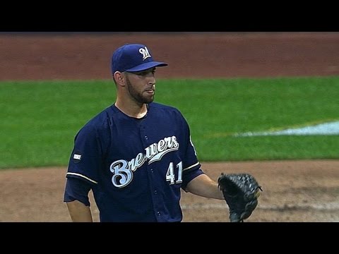 MIA@MIL: Estrada fans four in 4 1/3 relief innings