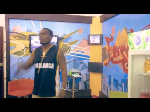 Bob Sam -Ta Chuver Muila  (Street Video SHOT by BANDER)