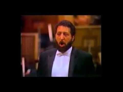 Verdi, Nabucco: Oh, chi piange? (Profezia) FRANGISKOS VOUTSINOS