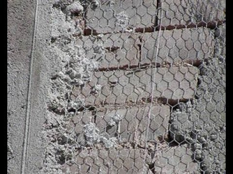 Plastering with chicken wire mesh