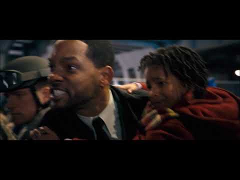 I Am Legend - Scan Her Again | Evacuation Scene (HD)