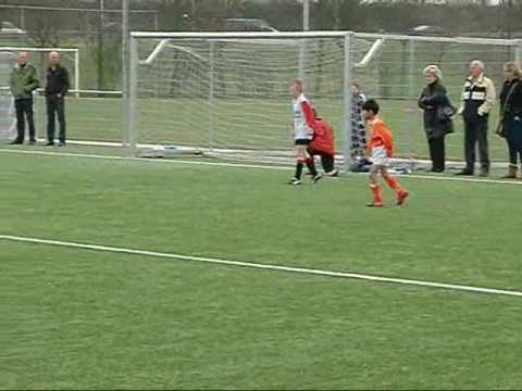 Oranje Wit F3 uit bij GSC F1 uitslag 5 - 8    10-04-2010.wmv