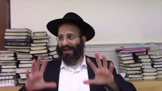 האם מותר לבטל הוראת קבע למוסד (הרב אלחנן משה נחמנסון) - התמונה מוצגת ישירות מתוך אתר האינטרנט יוטיוב. זכויות היוצרים בתמונה שייכות ליוצרה. קישור קרדיט למקור התוכן נמצא בתוך דף הסרטון