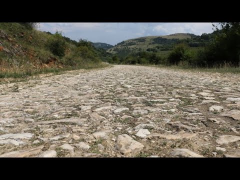 Drum Hunedoara - satul de marmură Alun