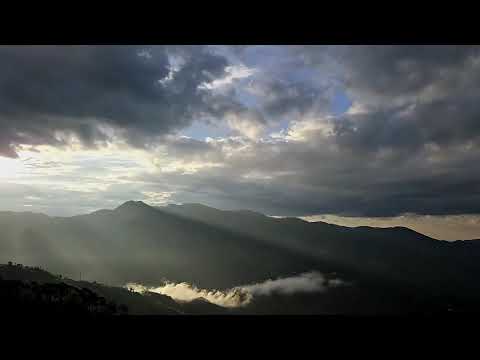 4K Nature Meditation: Peaceful Mountain Cloud Timelapse || nature timelapse || relaxing||
