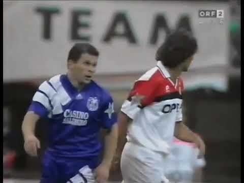 Liga de Campeones 94/95: AC Milán 3-0 Austria Salzburg (28/09/1994). Narración en alemán.