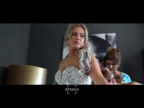 Bruid Britt in een prachtige prinses trouwjurk van ALBERTO AXU