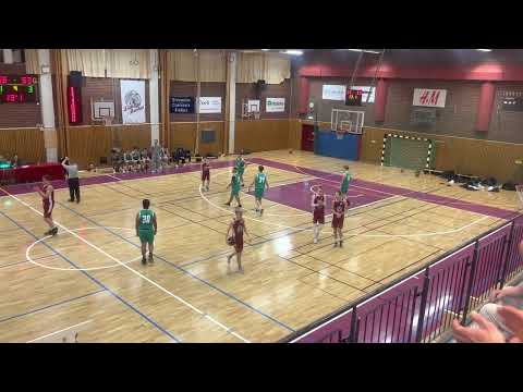 Lidingö basket p06 - Hammarby basket  period 4     Tuff avslutning som slutade 56 - 53 till Lidingö