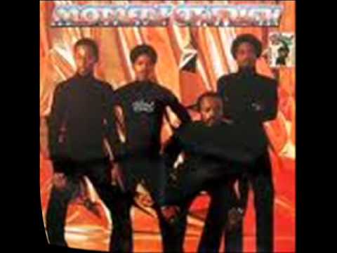 MOMENT OF TRUTH - HELPLESSLY(DISCO)