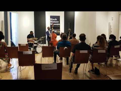 Bonus chronicle, Elias Bailey Trio