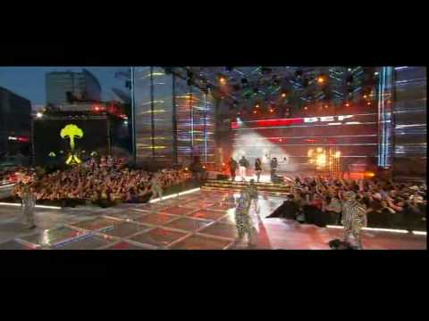 Boom Boom Pow - Black Eyed Peas LIVE MMVA's 09' [HD]