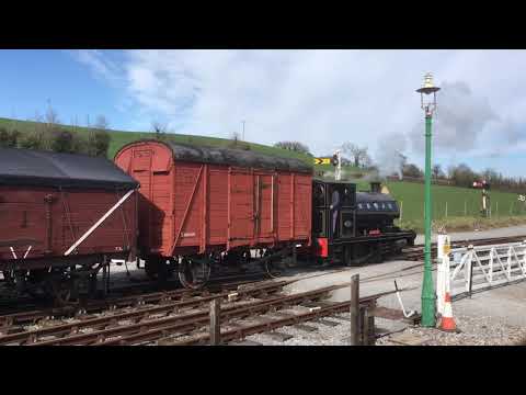 “Kilmersdon” does a spot of shunting at Washford, 25th March 2018.
