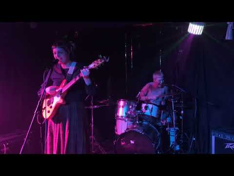 All Girls Arson Club - Dogs [Live at the Peer Hat, 23/03/2024]