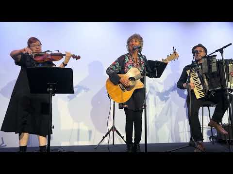 Di Krenitse (The Well) - Cindy Paley, Janice Mautner Markham, Dan Cantrell