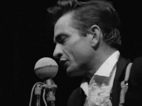 Johnny Cash praises Bob Dylan - Don't Think Twice It's Alright (Live 1964)