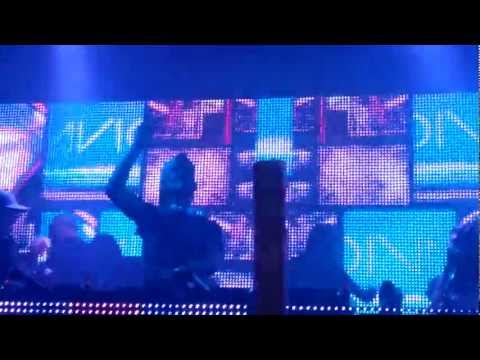 AVICII @ COCORICO' 9/8/12 - "Sander Van Doorn & Julian Jordan - Kangaroo"