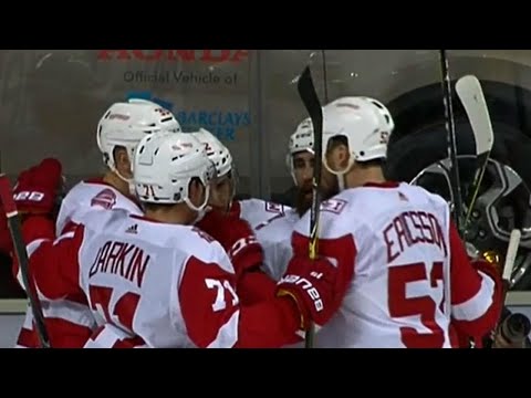 Red Wings tie it up against Islanders, thanks to Ericsson and Frk