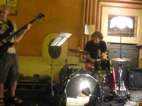 ReggaeDoompa - Quick Times (Extract) - Carega Jazz 2011