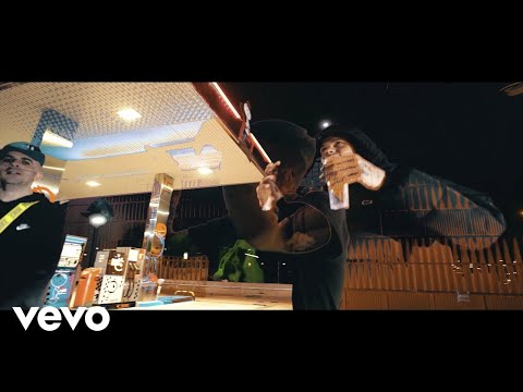 (REACCIÓN) Cevid 19 aka El Nuevo Cecilio - OTRO VANS ft. Hwoarang, Pochi, Roydee