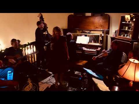 Play Video Youtube Video