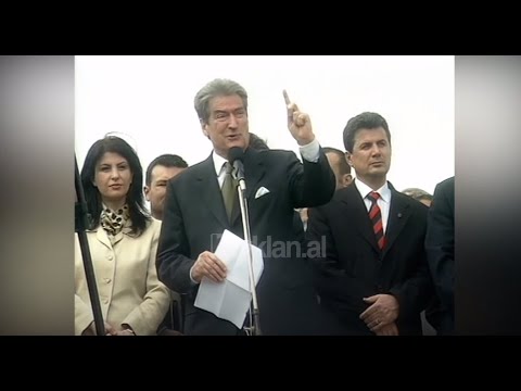 Protesta “Nano ik” në Vlorë (10 Prill 2004)