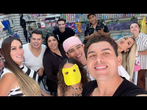 Hola vitacilinas areglando para el cumple de Pepe