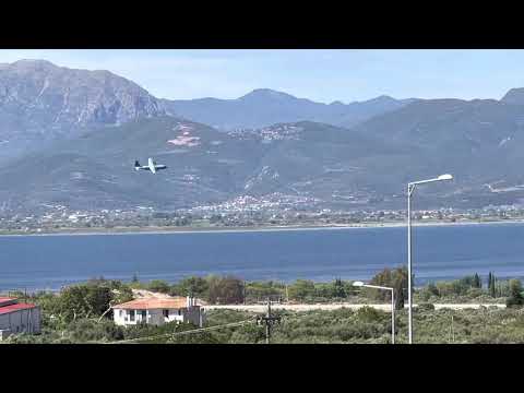 Lockheed C-130 Hercules low pass over sea !!