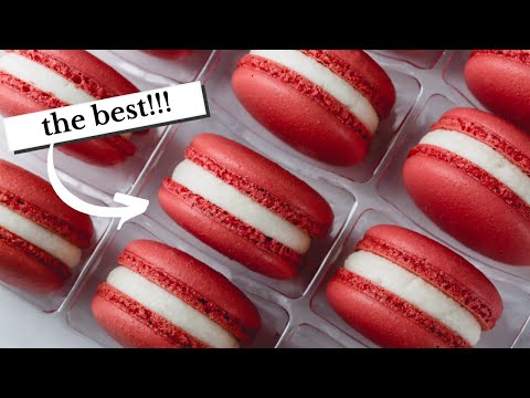 red velvet macarons - how to achieve that bright red color...