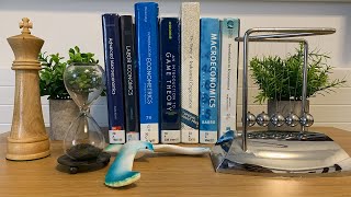 CAMBRIDGE UNIVERSITY ROOM TOUR (what's in my room)