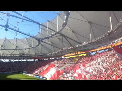 "Ã‰sta es tu hinchada que te quiere ver campeón - EDLP" Barra: Los Leales • Club: Estudiantes de La Plata