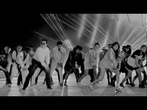 Dis Iz Why I'm Hot (Gangnam Style remix)