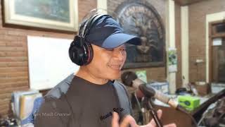 Download lagu Januari Yang Biru - Andi Meriem Mattalatta( Den MasB Cover ) mp3