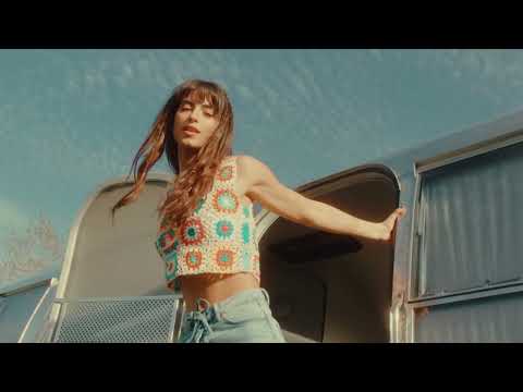 SUMMER SOUNDS  | A Springfield story starring Begoña Vargas