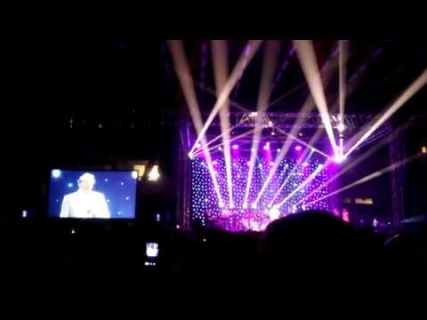 Karel Gott - Když milenky pláčou (Zlín 2015)