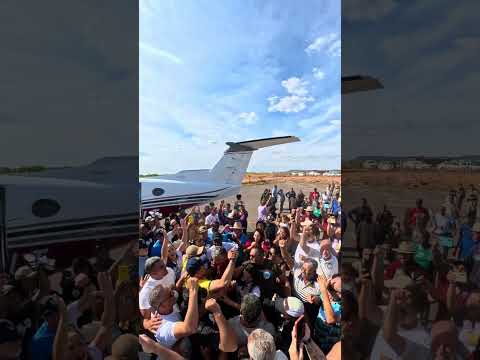 O governador chegou em Taguatinga Tocantins