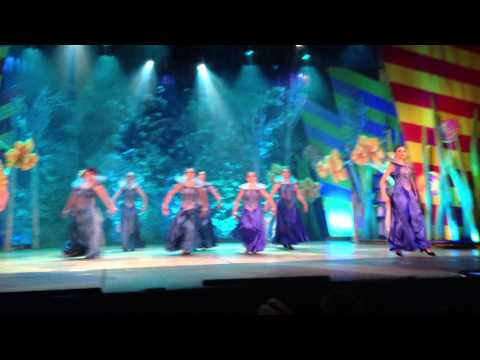 Castanets Birds Dance