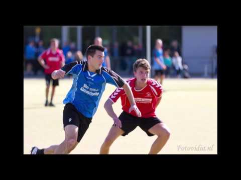 Korfbalwedstrijd Koveni tegen De Eemvogels op 26-09-2015