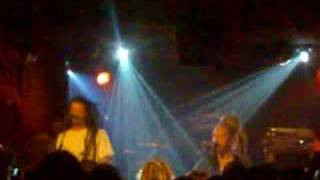 Soja a Paris-bring back truth