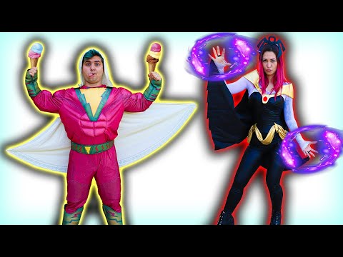 MALOUCOS FINGE BRINCAR de SUPER-HERÓI  E BRIGAM POR SORVETE ! - Pretend Play Super Hero