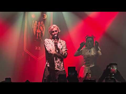 TUUUYO | FLECHAZO EN EL CENTRO - Bhavi (Live - Sala Del Museo 2025)