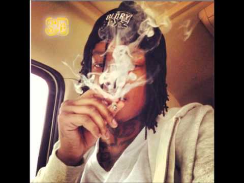 SD - Hugh Hefner ft. Louis B Prod. (By @ProtegeBeatz)