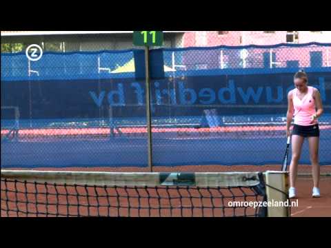 Tennistalent Lesley Kerkhove vertelt in Zeeuws Goud over haar liefde voor tennis