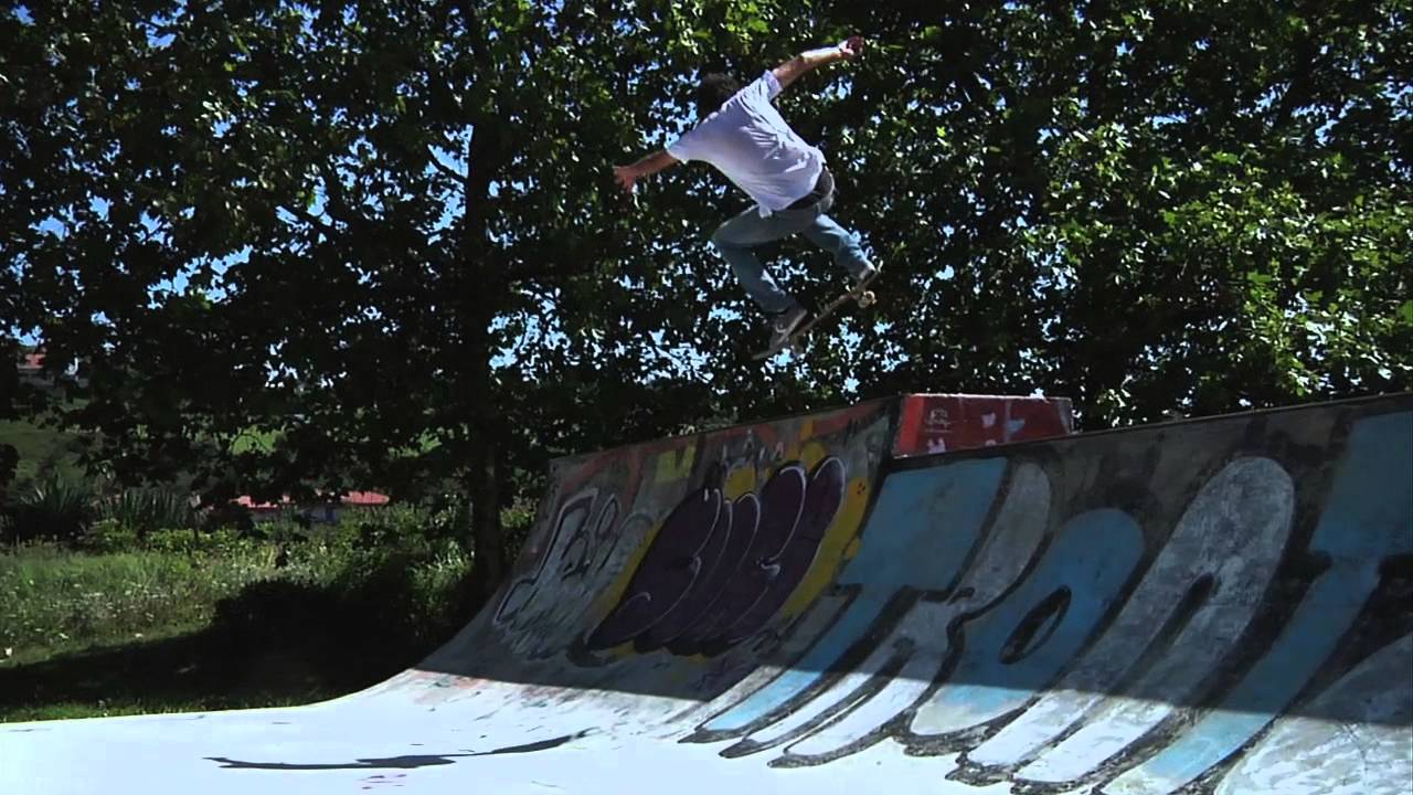 Converse España: City Dogs Full Video