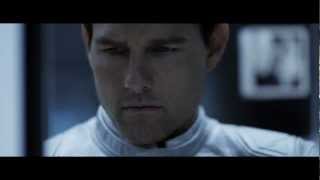 A Look Inside - Oblivion - Watch Trailers - DesiMartini