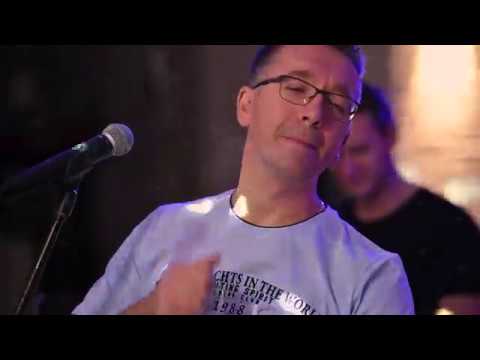 Lebedot Bel - Favoriti Bend - Gostivar (Live Cover)