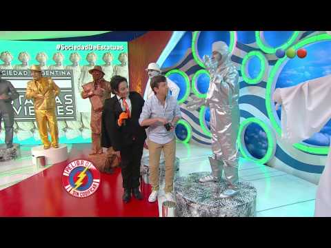 Estatuas vivientes: el gaucho, Chaplin y el robot - Peligro Sin Codificar